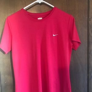 Nike T Shirt